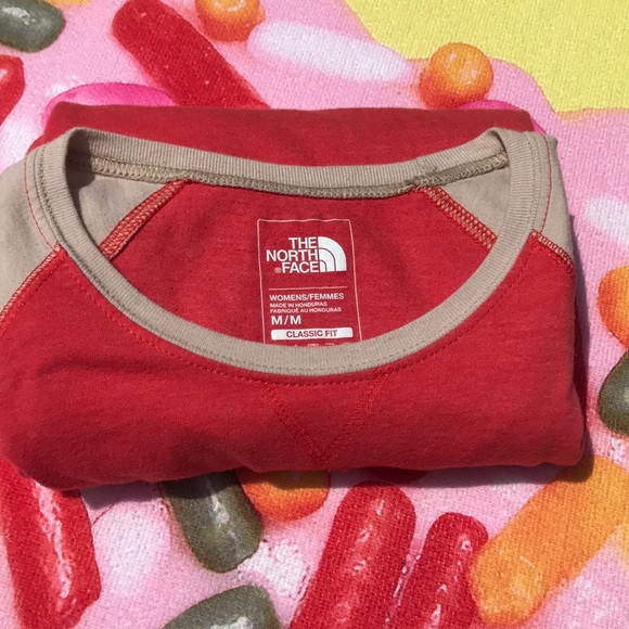 The North Face Woman’s medium 3|4 T-shirt - Picture 7 of 8